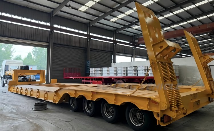 100t-4-axle-detachable-lowboy-trailer-3-100367