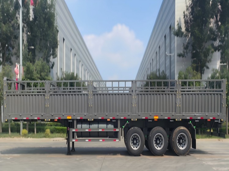 12.5-m-fence-semi -trailer-for-sale-in-kenya-1-100447.jpg