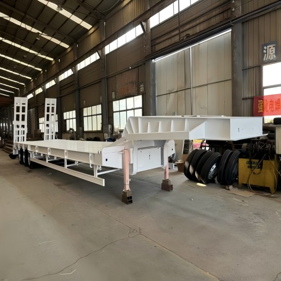 3 Axle Lowbed Trailer with Mechanical Ramp