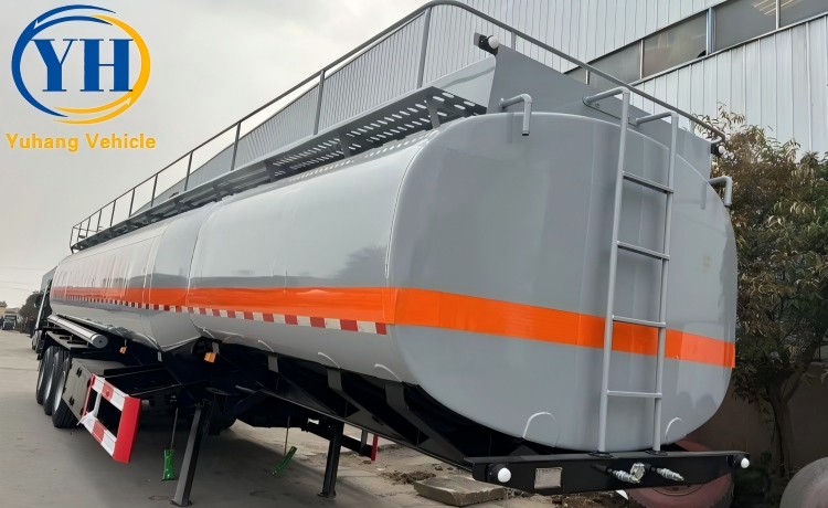 yh-tri-axle-petrol-tanker-trailer-manufacturer-for-sale-3-100103