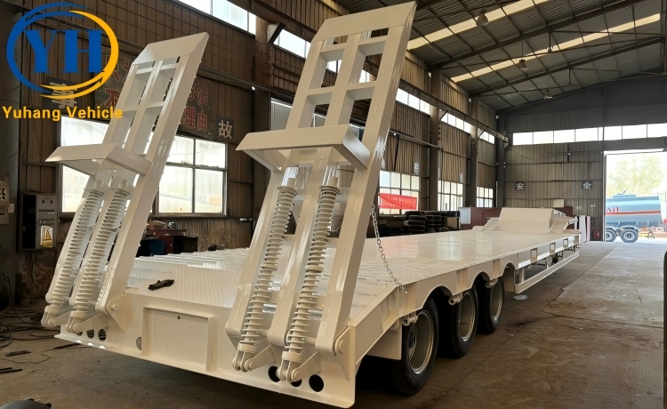 yh-3-axle-lowbed-trailer-with-mechanical-ramp-4-100182