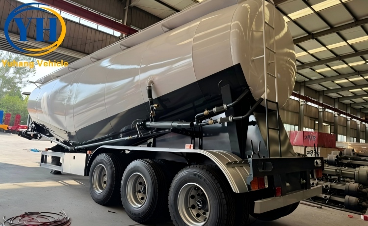 yh-factory-price-3-axle-fly-ash-bulker-semi-trailer-3-100470
