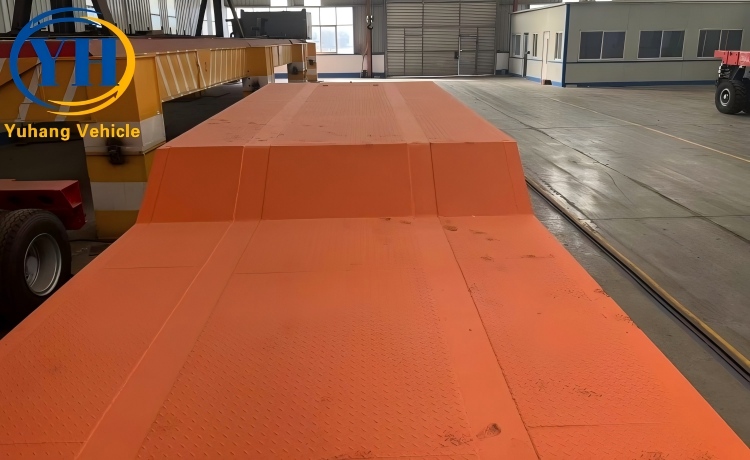 yh-4-axle-gooseneck-low-deck-trailer-2-100510