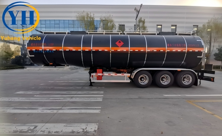 yh-tri-axle-asphalt-transport-trailer-2-100589